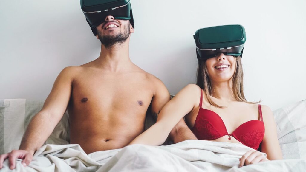 The Benefits of Using a Sex Chat Site to Send Nudes