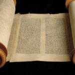 Kitab Injil Pada Awalnya Ditulis Dengan Bahasa: Exploring the Cultural Impact and Evolution of Kitab Injil Across Different Languages
